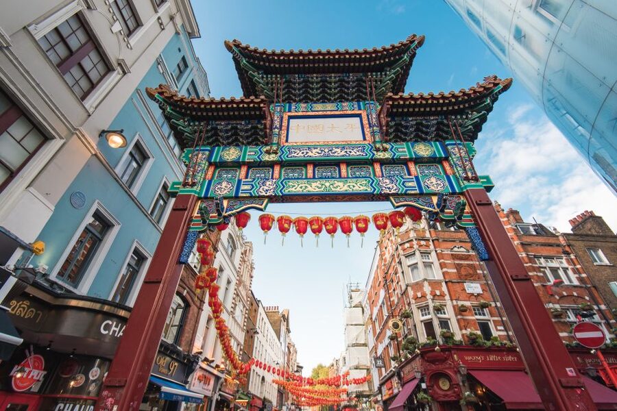 London: Notting Hill, Highlights & Markets Private Tour - George Orwell House and Notting Hill streets