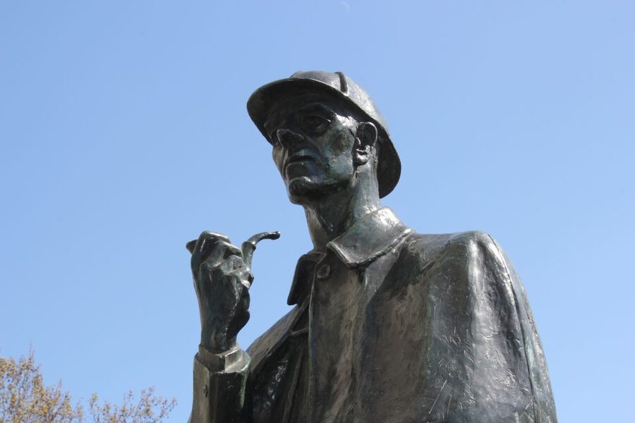 London: Sherlock Holmes Guided City Walking Tour - Story locations from Conan Doyle’s original Holmes