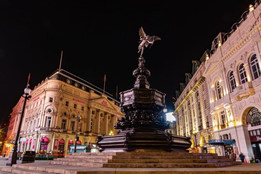 London: Sherlock Holmes Guided City Walking Tour - Guy Ritchie’s films and the prison of Lord Blackwood