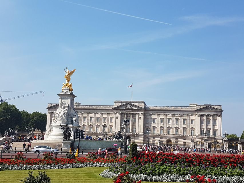 London: The Crown British Royalty Walking Tour - How much value do you get for $33?