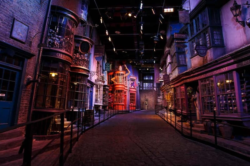 London: Warner Bros. Studio Harry Potter Tour & Branded Bus - Costumes, props, and the craft behind the magic