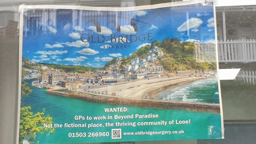Looe: Beyond Paradise TV Locations Tour - Along the East Looe River