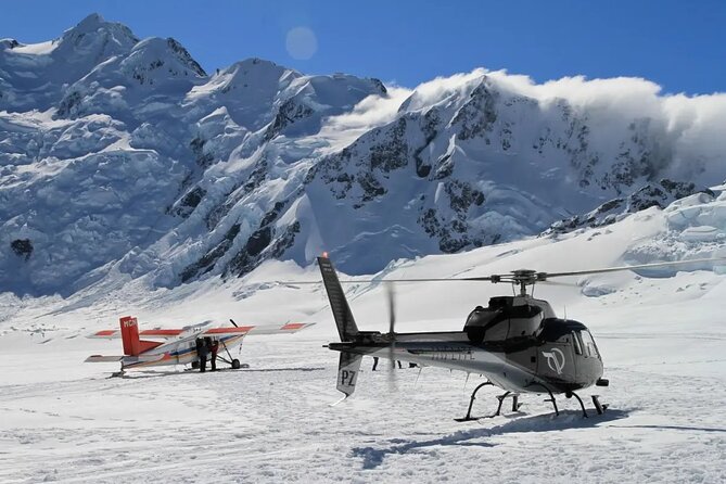 Lord of the Rings and Glacier Helicopter Tour - Landing on a glacier near the Misty Mountains