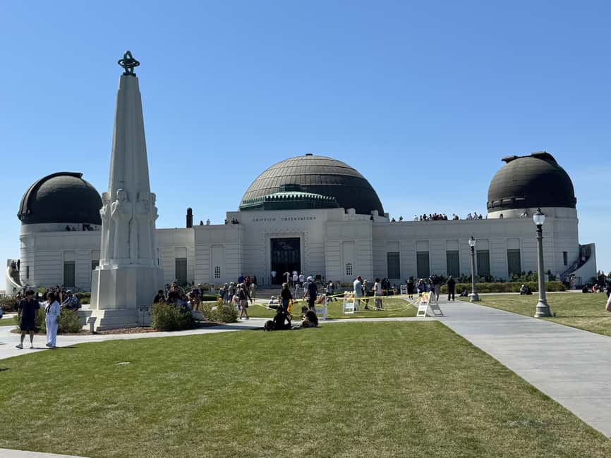 Los Angeles: 4.5-hour tour in an SUV Hollywood/Beverly Hills/G. Observatory - Hotel pickup across central Los Angeles