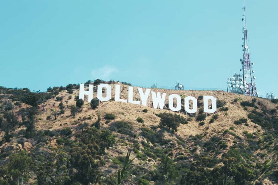 Los Angeles: Celebrity Homes and Movie Scenes Bus Tour - Beverly Hills, its sign, and Rodeo Drive