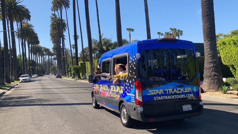 Los Angeles: Hollywood and Beverly Hills Guided Bus Tour - Is $35 a good deal?