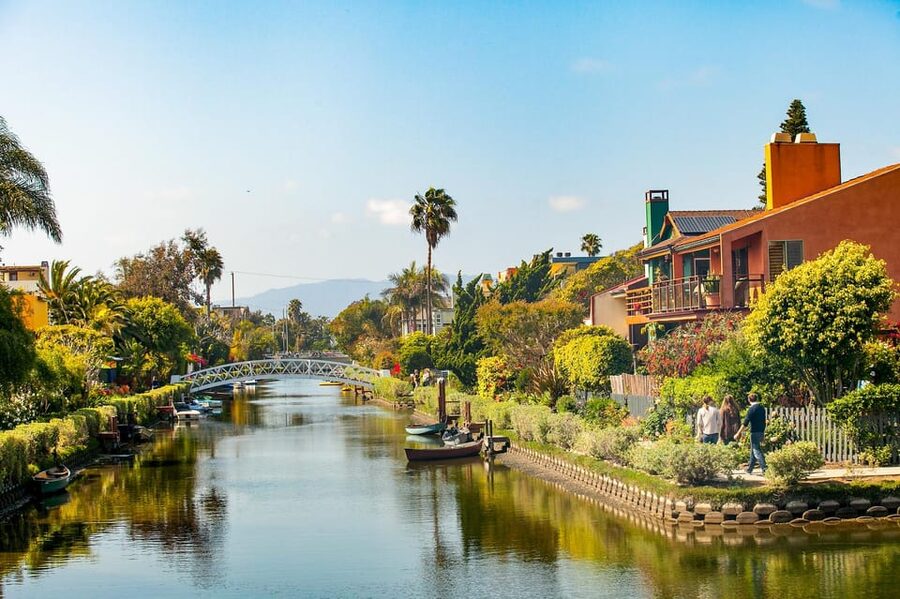 Los Angeles: Hollywood and Beverly Hills Private Tour - Who should book this experience?
