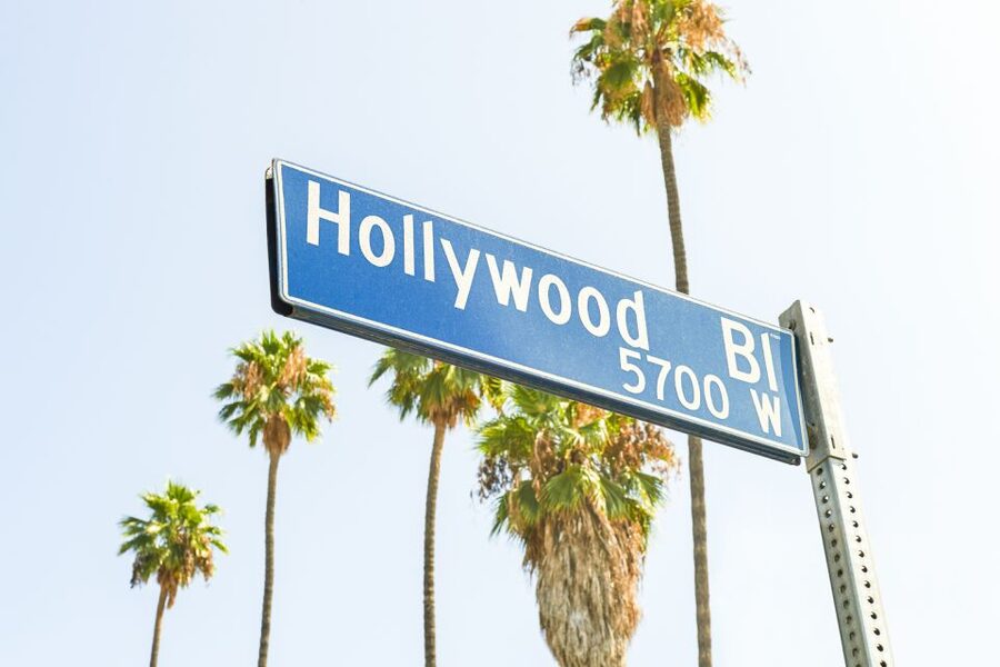 Los Angeles: Hollywood & Celebrity Homes Open-Air Bus Tour - Key points at a glance
