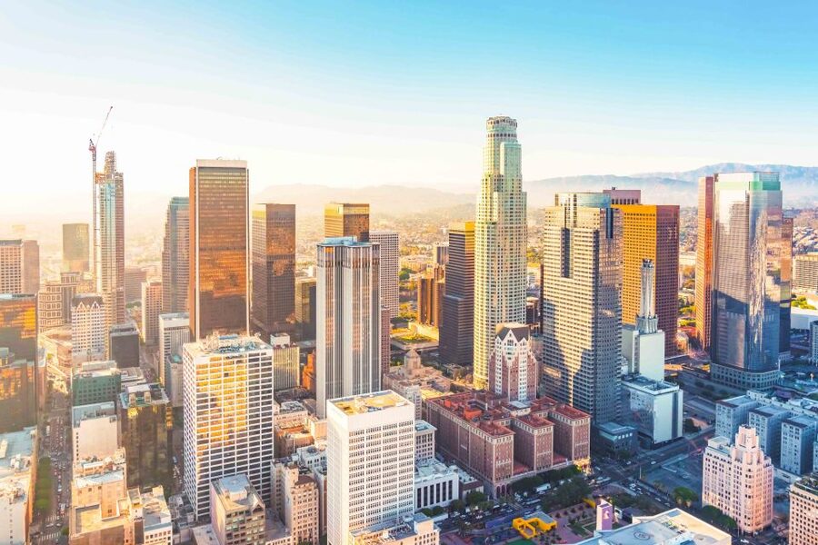 Los Angeles: Hollywood Flight Tour - The Hollywood Sign from a better angle