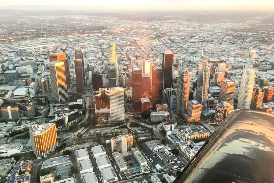 Los Angeles: Hollywood Flight Tour - The aircraft, seats, and onboard setup