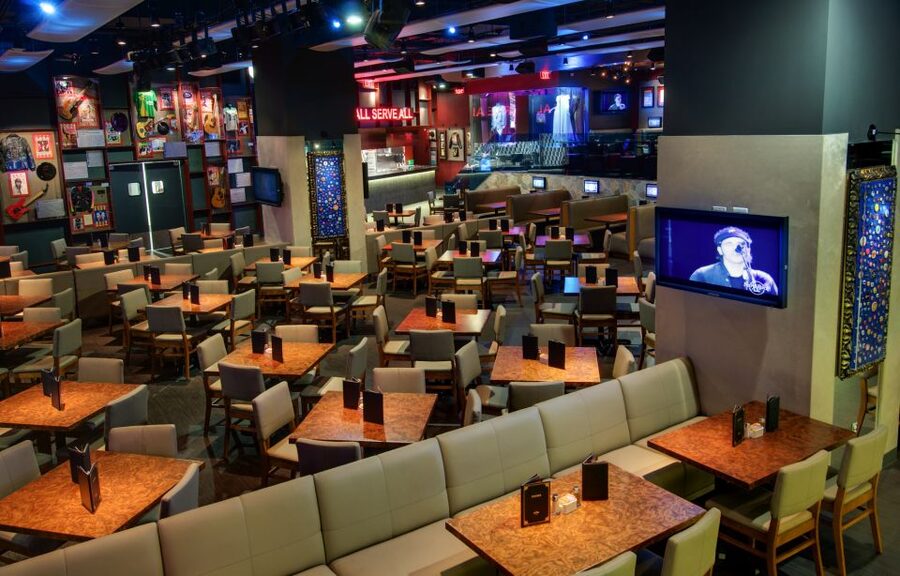 Los Angeles: Meal at the Hard Rock Cafe Hollywood - Atmosphere, service, and the Hollywood setting