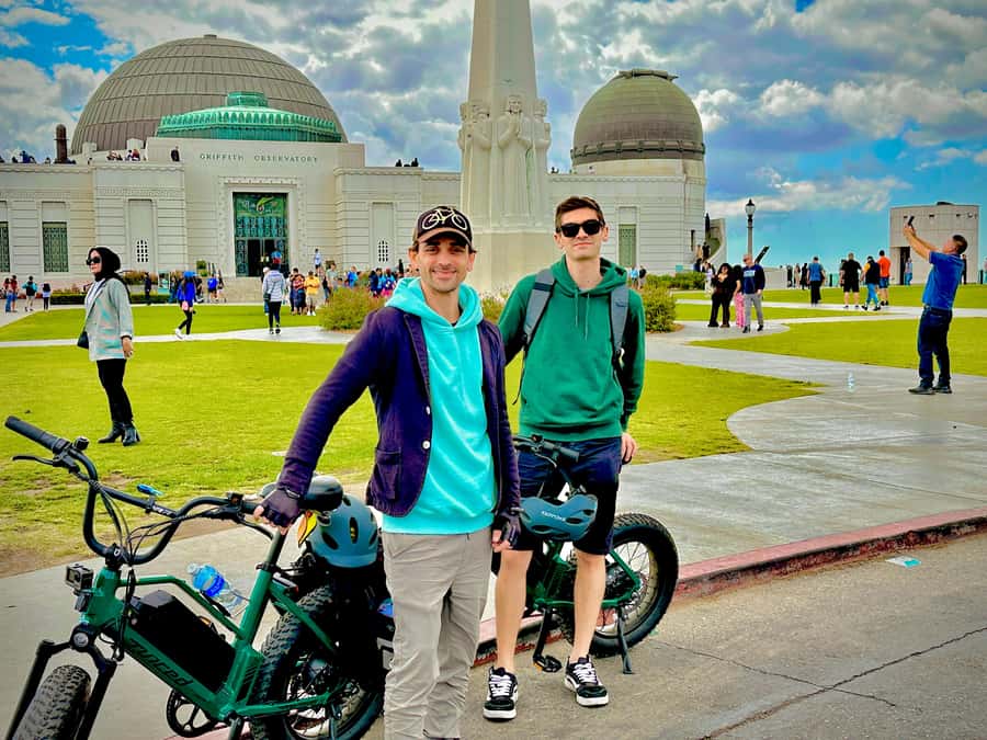 Los Angeles: Scott E-Bike Tours to the Hollywood Sign & More - Scott’s guiding and photography style
