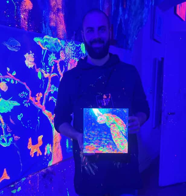 Lyon : Neon painting in an artist's studio - gallery - My verdict on the $46 value