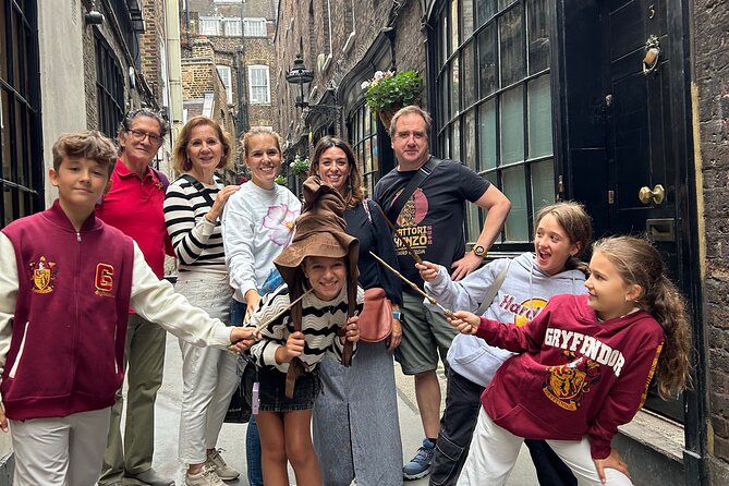 Magical Harry Potter tour in Spanish, ! You choose the option! - The Palace Theatre and the live stage story