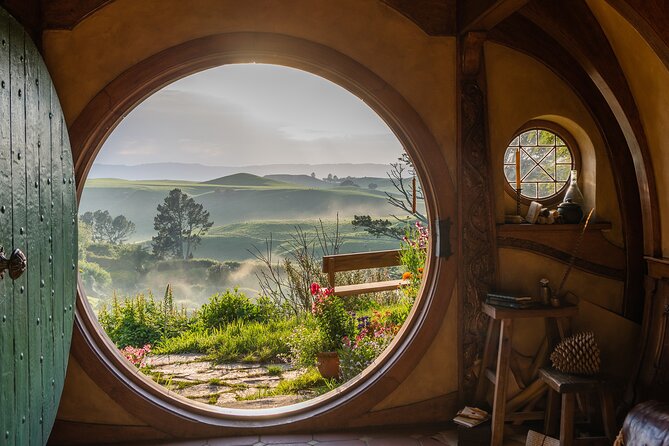 Magical Hobbiton: Small-Group Guided Tour from Auckland - Pickup from Auckland’s central hotels
