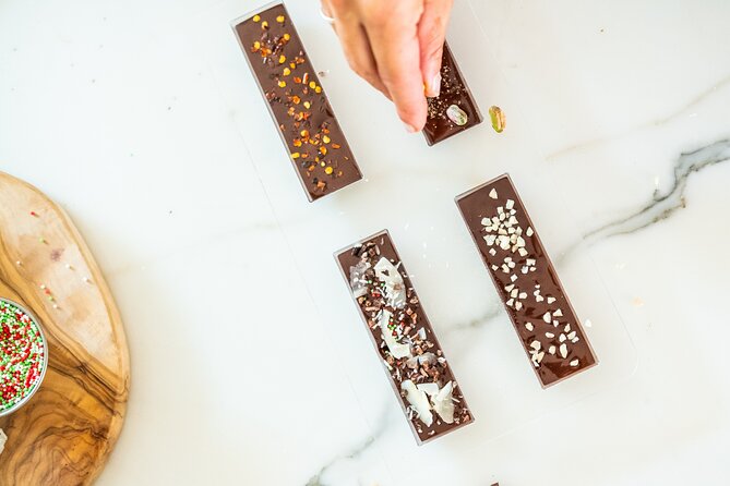 Make Your own Amazing Chocolate in Notting Hill - Tasting chocolate from different origins