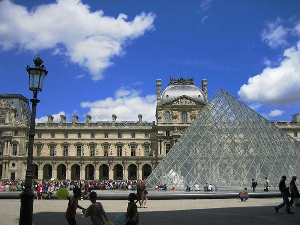 Mamma Mia! Paris Louvre Museum Guided Tour Kid-Friendly Activity - Key points to know before you book