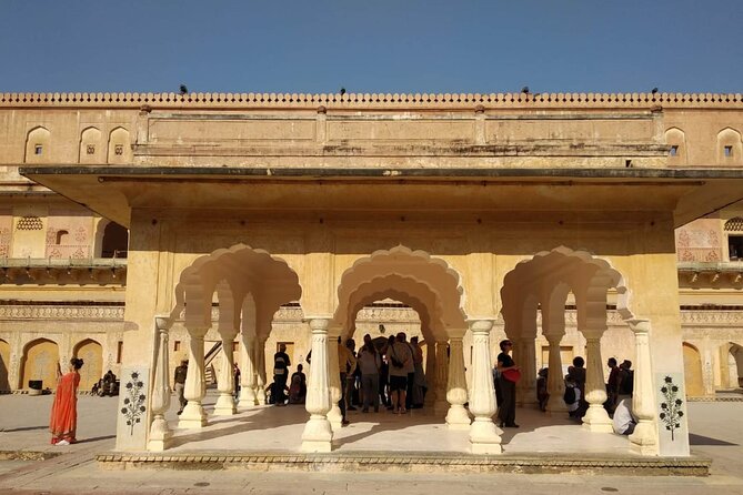 Marvelous 4 Days Golden Triangle India Tour ( Delhi-Agra-Jaipur) - Day 3: Sunrise at the Taj Mahal, Fatehpur Sikri, and Chand Baori