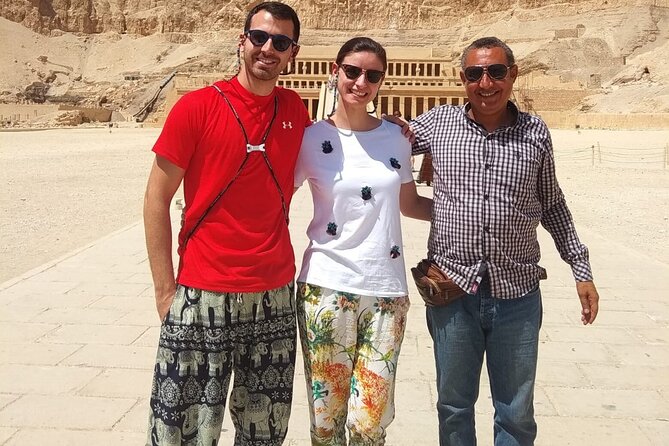 Marvelous Luxor East and West Bank Private Tour with Lunch From Airport /Hotels - Karnak: allow the scale to sink in