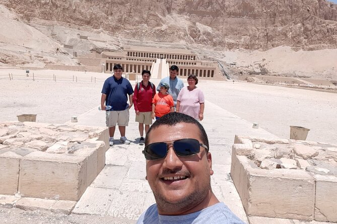 Marvelous Luxor East and West Bank Private Tour with Lunch From Airport /Hotels - Guides, languages, and personal attention