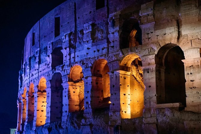 Marvels Of Rome At Night - Private Tour - Pantheon: a quick look at Rome’s ancient center