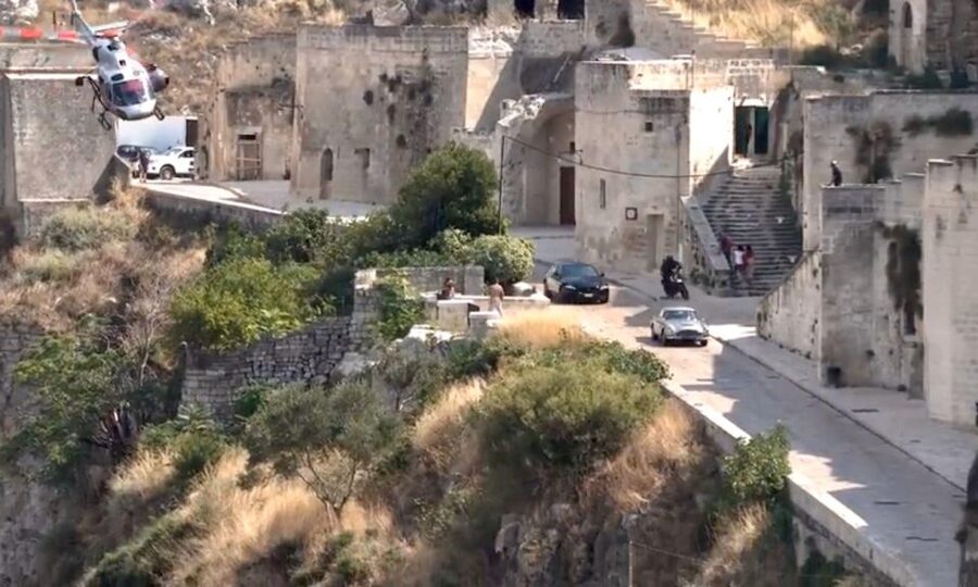 Matera: James Bond 007 Guided Tour - Sasso Barisano and the car chase