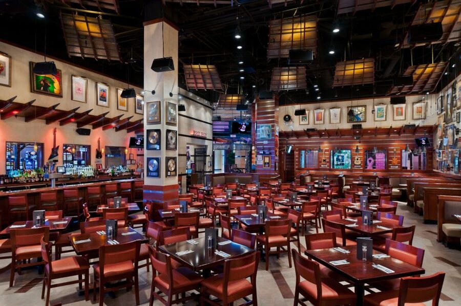 Meal at the Hard Rock Cafe Hollywood Florida - Timing, arrival, and seating matter