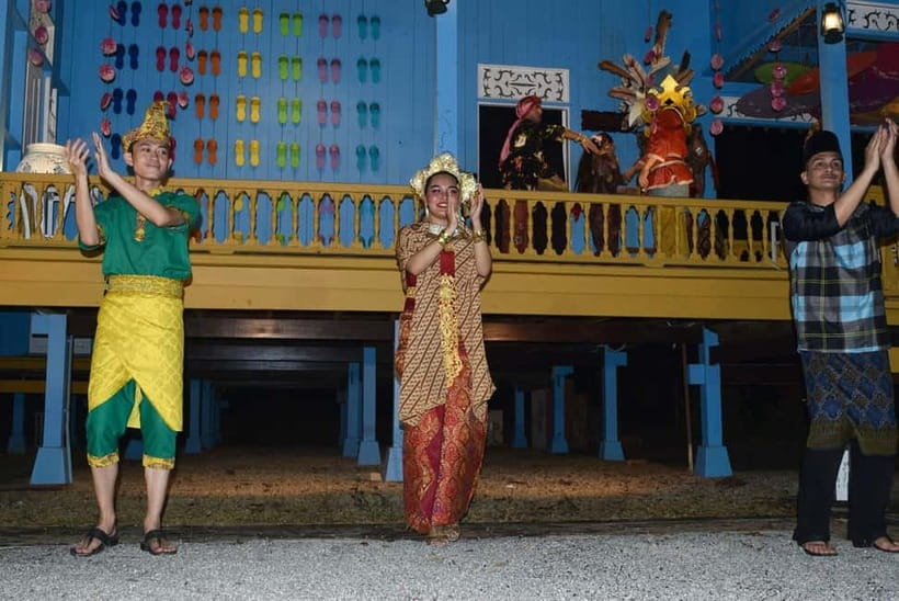 Melaka: Malaysia Heritage Studios Entry Ticket - Timing, crowds, and the distance from central Melaka