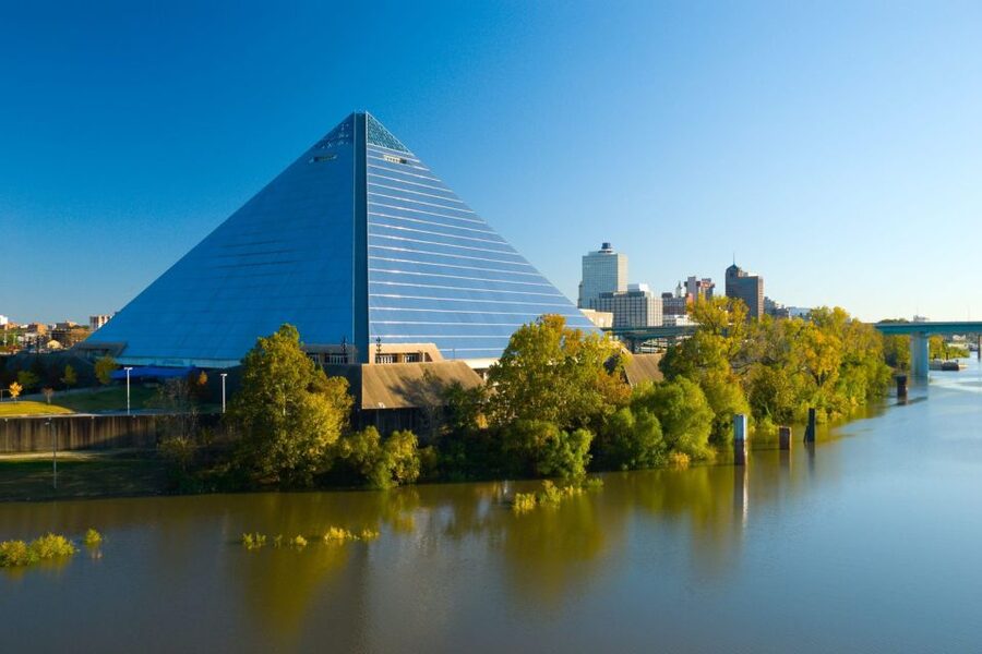 Memphis: City Tour with Optional Sun Studios & Riverboat - Downtown pickup and the mini coach setup