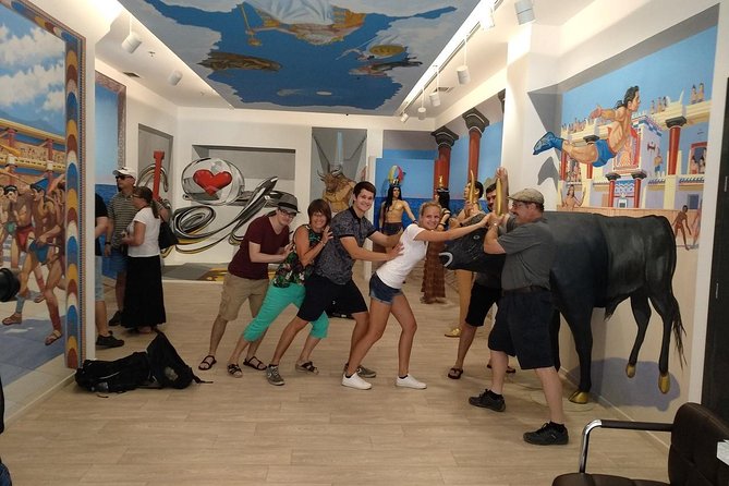 Minoans World 3D Museum & 9D Cinema - The 3D exhibits and photo opportunities