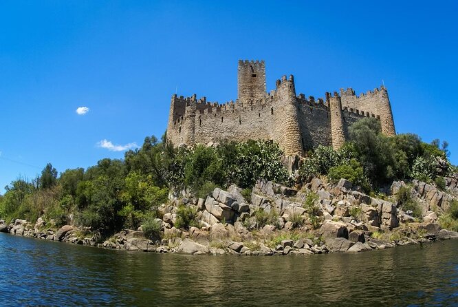 Monsanto (TV's Game of Thrones) Full Day Private Tour from Lisbon - Key points to know before booking
