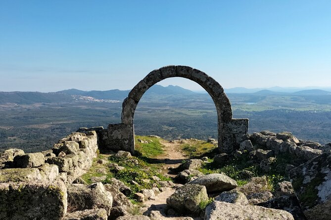 Monsanto (TV's Game of Thrones) Full Day Private Tour from Lisbon - What the $393.16 price means