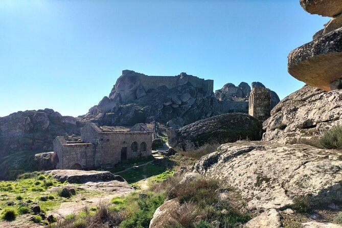 Monsanto (TV's Game of Thrones) Full Day Private Tour from Lisbon - The 300-kilometer drive from Lisbon