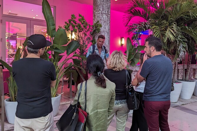 Movies & TV Filming Locations Tour in Miami Beach (Private) - Damian’s guiding style and the value of a private group