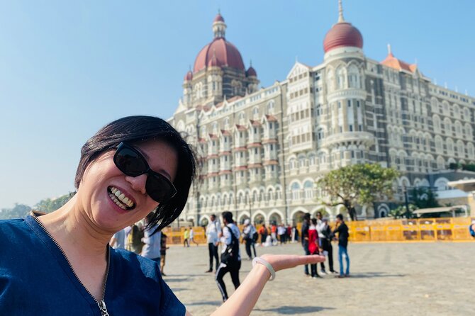 Mumbai 3 days package - Sightseeing, Food, Shopping, Slum, Bollywood & Kanheri - Day one: Mumbai icons from the Gateway to Marine Drive