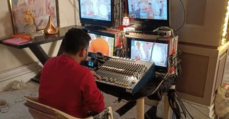 Mumbai: Bollywood Studio Guided Tour with Tickets - Key points at a glance