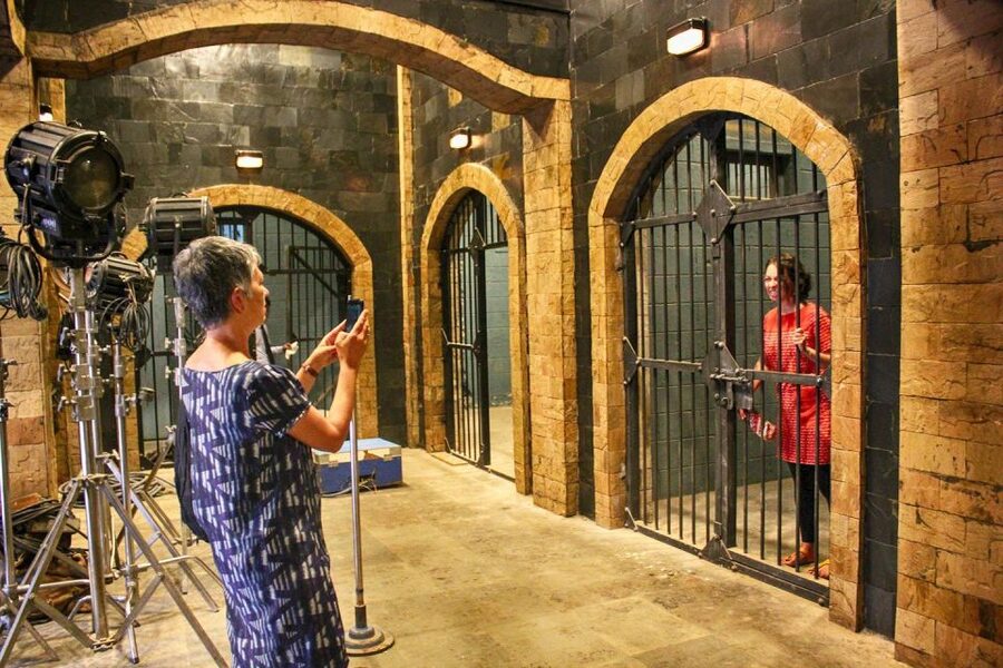 Mumbai: Bollywood Studio Half-Day Tour - What the guide and studio staff add