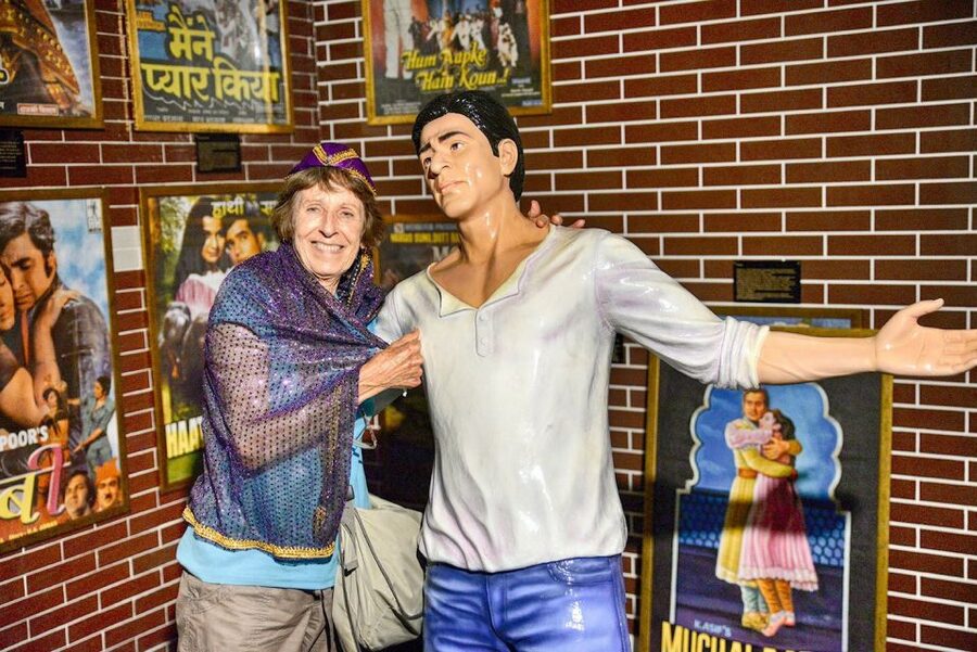 Mumbai: Bollywood Studio Half-Day Tour - What to wear and what to leave behind