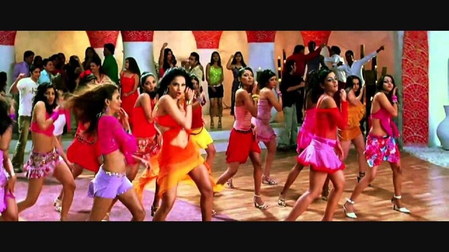 Mumbai Bollywood Tour - The guide can make or break the day