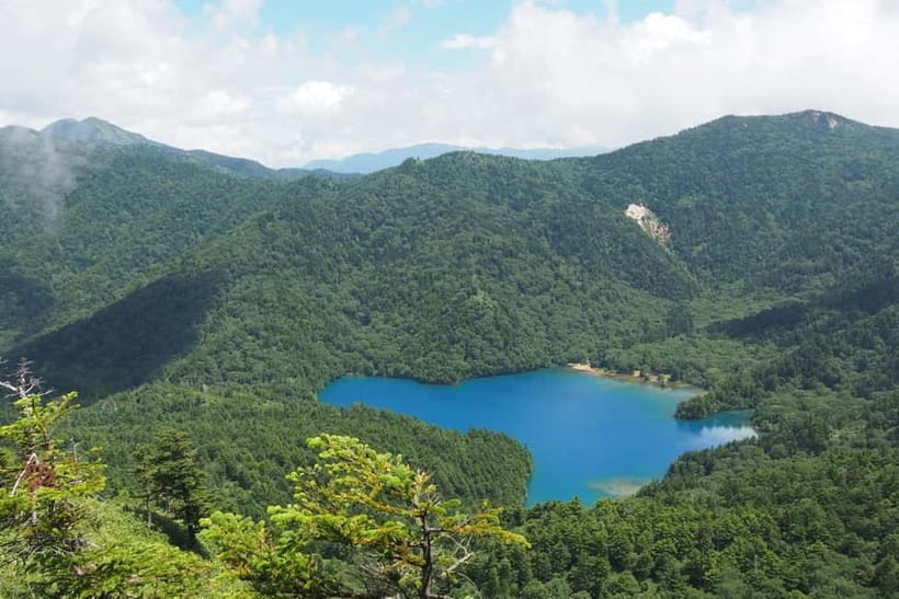 Nagano UNESCO Park: Emerald Acid Lake & Ghibli Onsen Town - Should you book the Shiga Kogen and Shibu Onsen day?