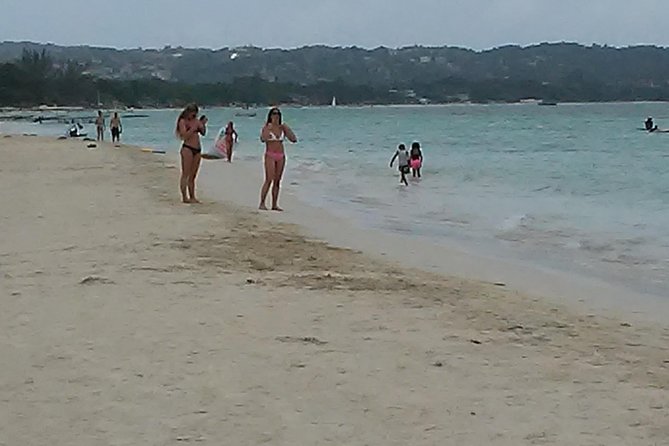 Negril seven Miles Beaches & Shopping Only | Spend more time on the Beach: - Why Negril works best for a beach-first day