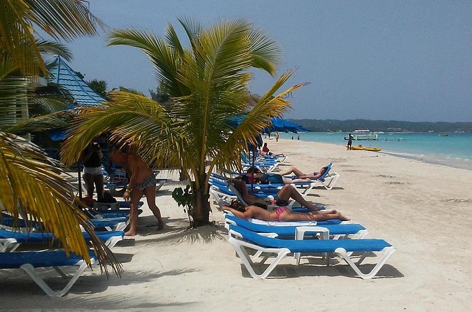 Negril seven Miles Beaches & Shopping Only | Spend more time on the Beach: - Shopping at Beach Shoppe Negril
