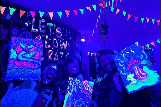 Neon Art Painting Experience in Immersive Studio (No Stop Wine) - Who Will Enjoy This Most?