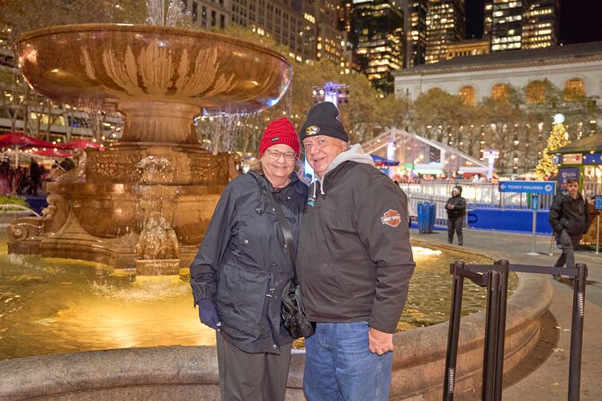 New York City Holiday Movie Sites and Lights Bus Tour - The Upper East Side and Serendipity