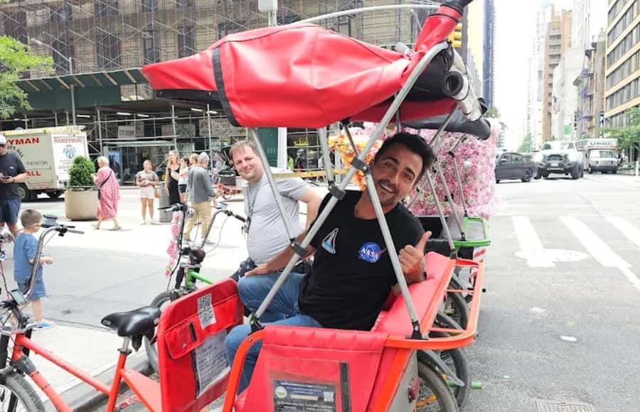 New York City: Home Alone 2 Movie Locations Pedicab Tour - The Plaza Hotel and Kevin’s Midtown fantasy