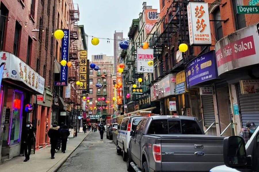 New York: Sex and the City Private Limousine Tour - Starting with hotel pickup and a private ride