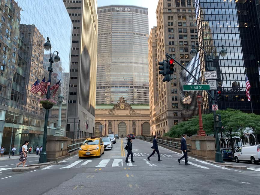 NYC: Bus Tour to Superhero Film Locations - Financial District scenes and the Battery Park finish