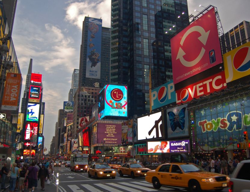 NYC Superheroes: Marvel and DC Comics Origins Tour - What the two-hour pace feels like