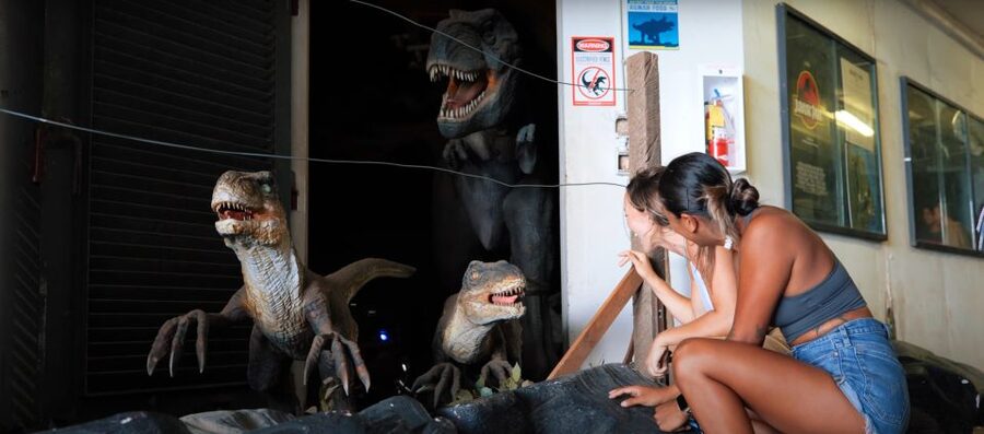 Oahu: Kualoa Jurassic Movie Set Adventure Tour - Why the open-air vehicle matters