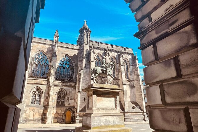 Old Town Walking Tour - Parliament Square and Old Parliament House